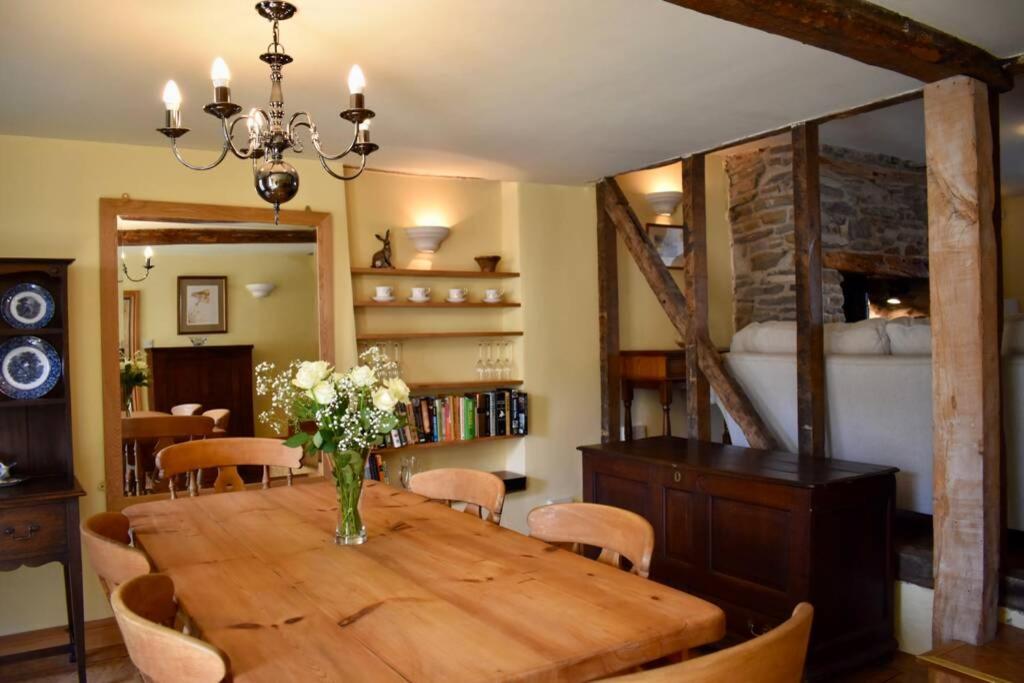 Cross Keys Cottage Holiday Let Bishop's Castle Kültér fotó