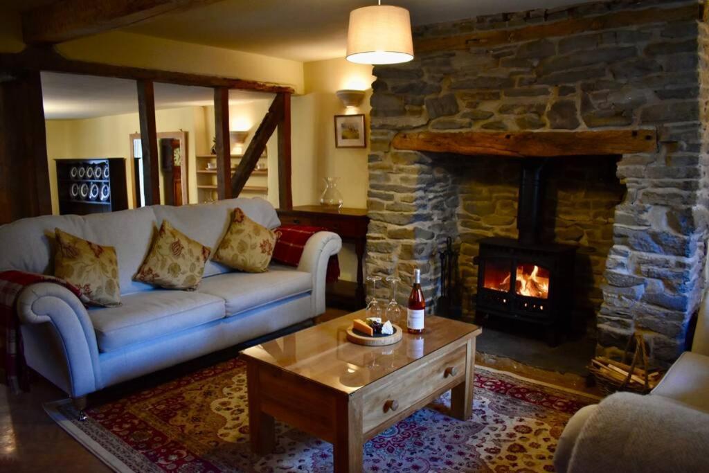 Cross Keys Cottage Holiday Let Bishop's Castle Kültér fotó